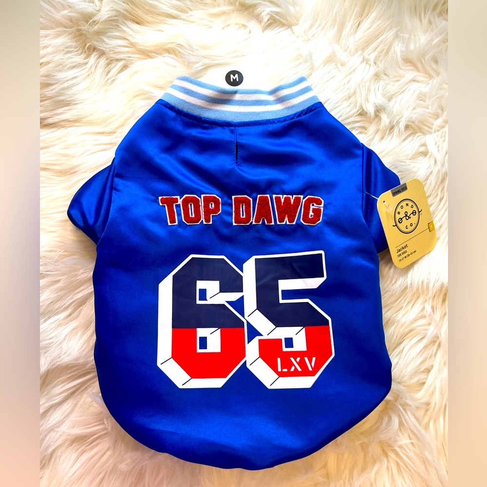 NWT Top Dawg Bomber Jacket with leash hole for dogs size M
